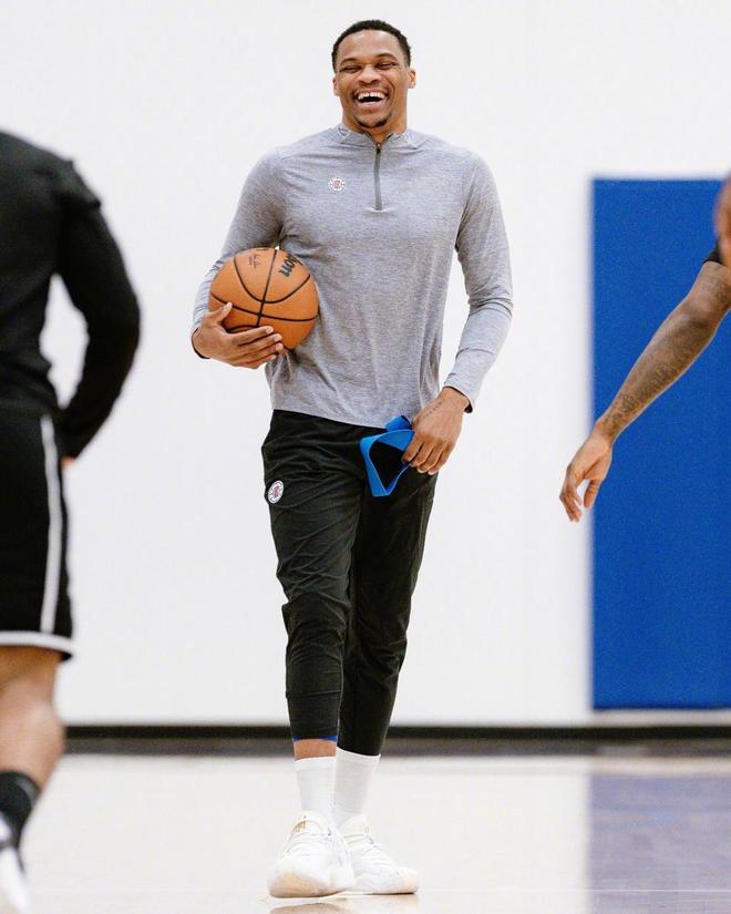 在青少年与 在青少年与